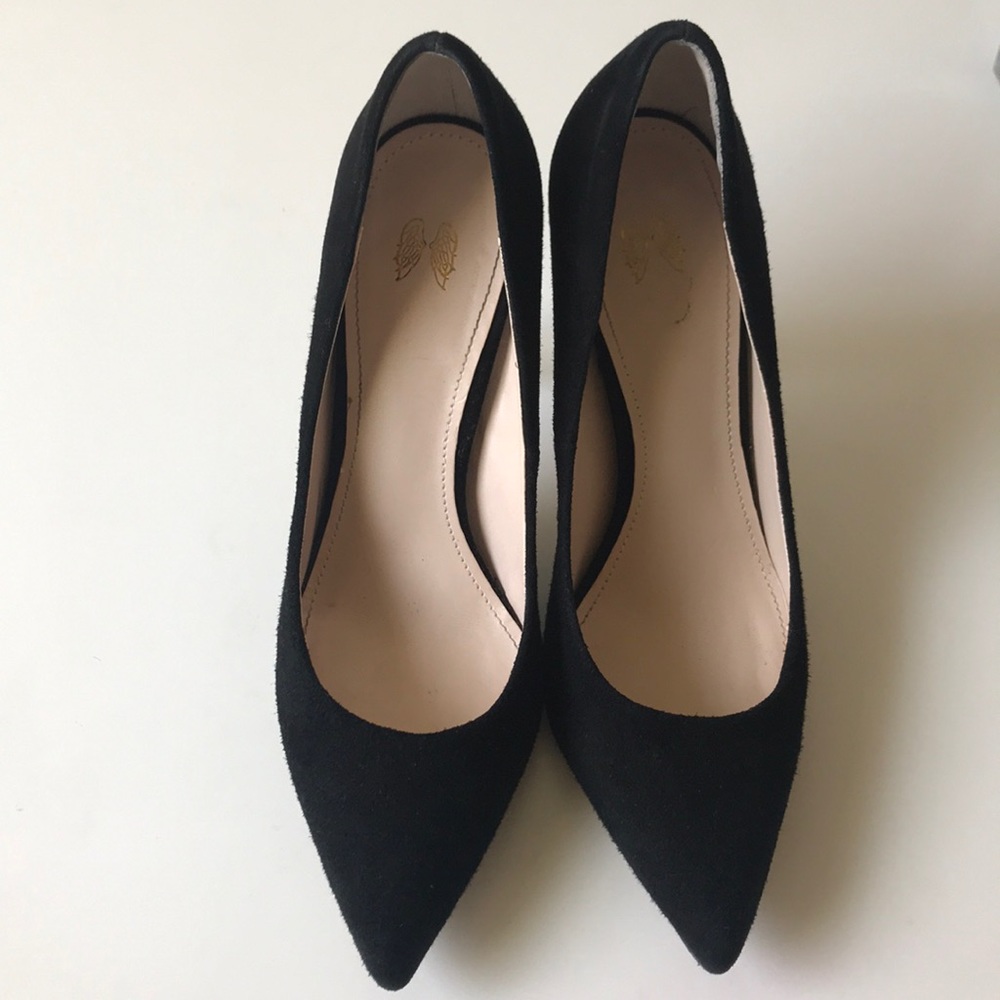 Victoria’s Secret black suede pointy toes pump 6